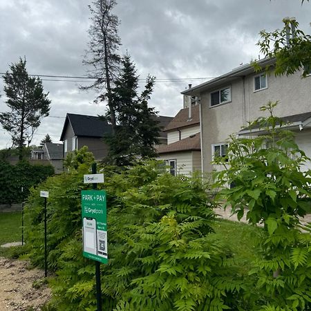 温尼伯Walking Distance To St Boniface, Easy Parking别墅 外观 照片